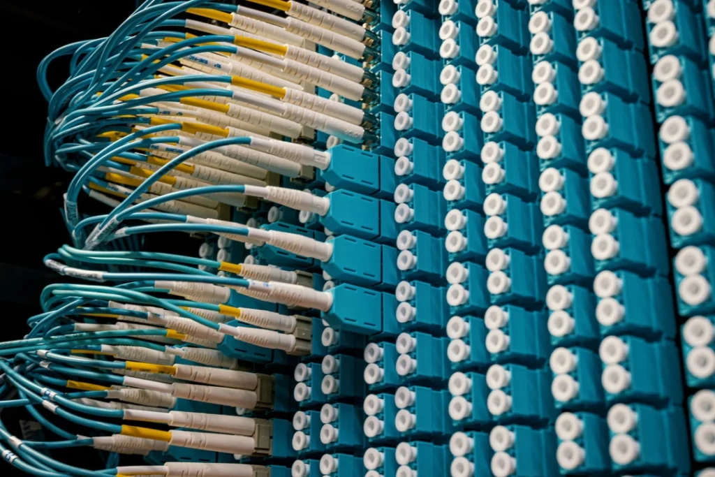 Les métiers d’internet ne sont pas tous derrière un écran